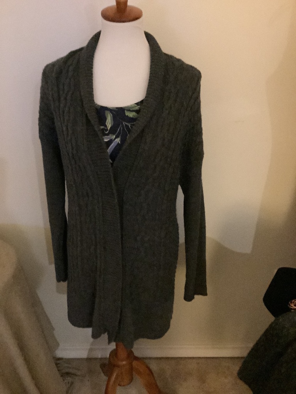 Willi Smith Gray Sweater Size L Wool and Acylic